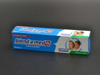 Зубна паста "blend-a-med" Антикаріес Делікатне відбілювання  100 мл.