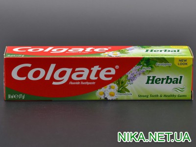 Зубна паста "Colgate" / Трави / 50мл